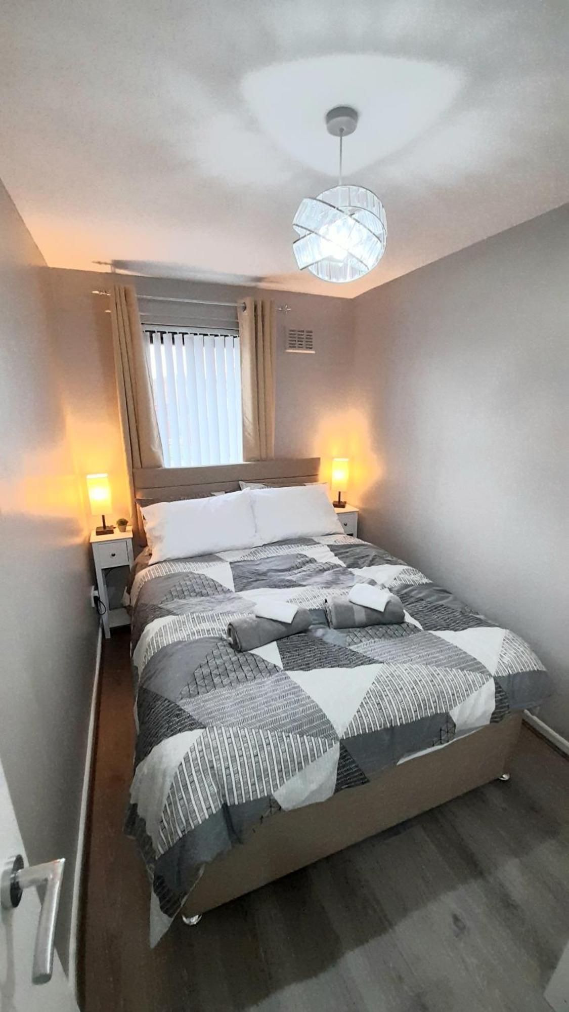 293 Home- Free On Site Parking Casa vacanze *