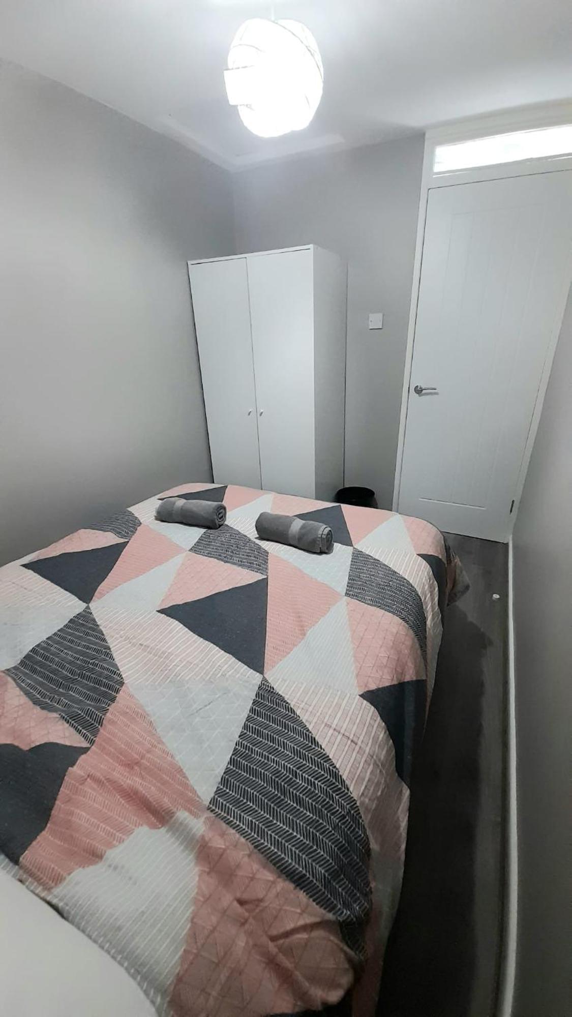 293 Home- Free On Site Parking Casa vacanze *