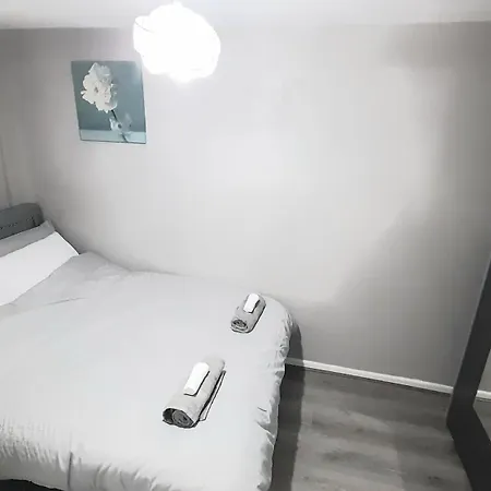 293 Holiday Home- Free On Site Parking Belfast Esterno foto