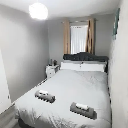 293 Holiday Home- Free On Site Parking Belfast Esterno foto